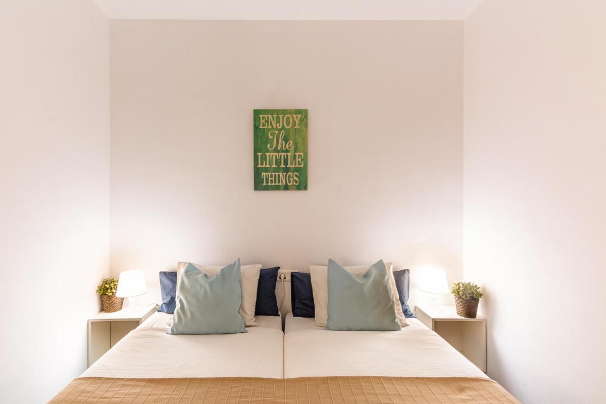 Andaluz Apartments Toboso Нерха Экстерьер фото
