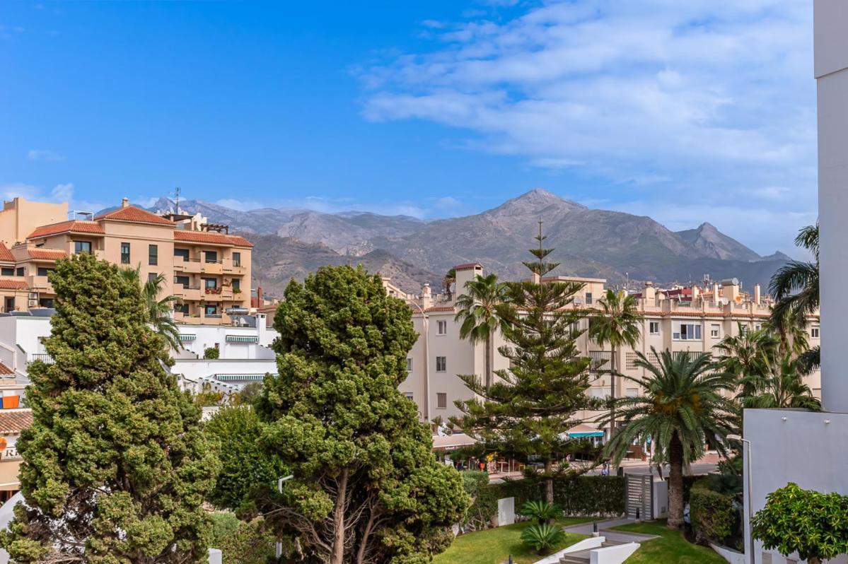 Andaluz Apartments Toboso Нерха Экстерьер фото